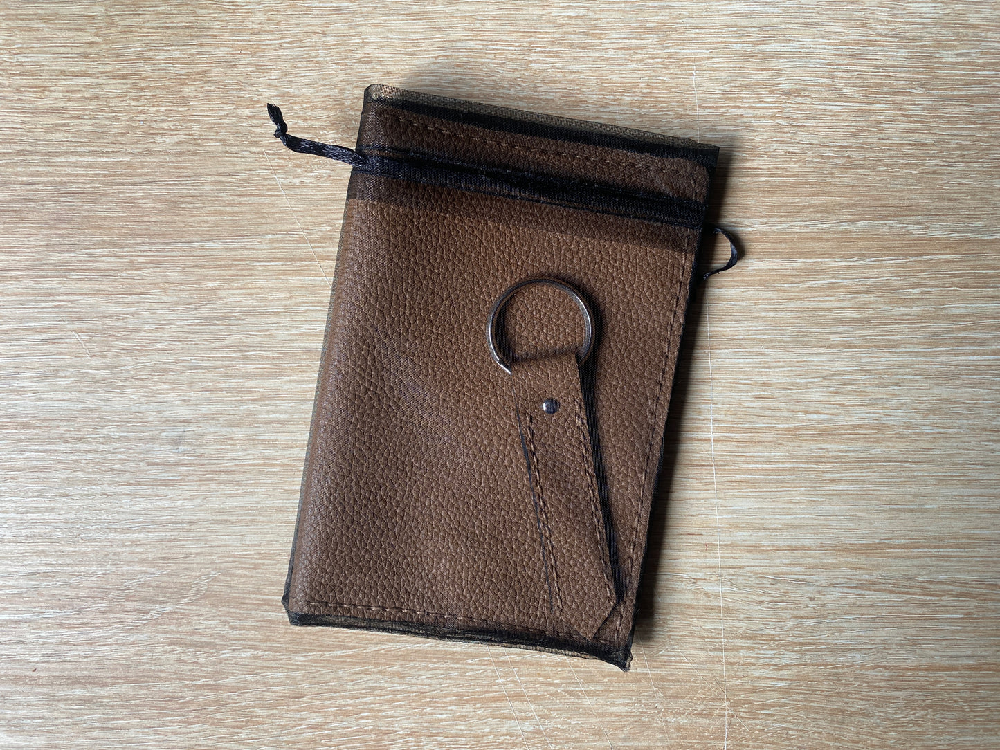 Pochette cadeau en organza
