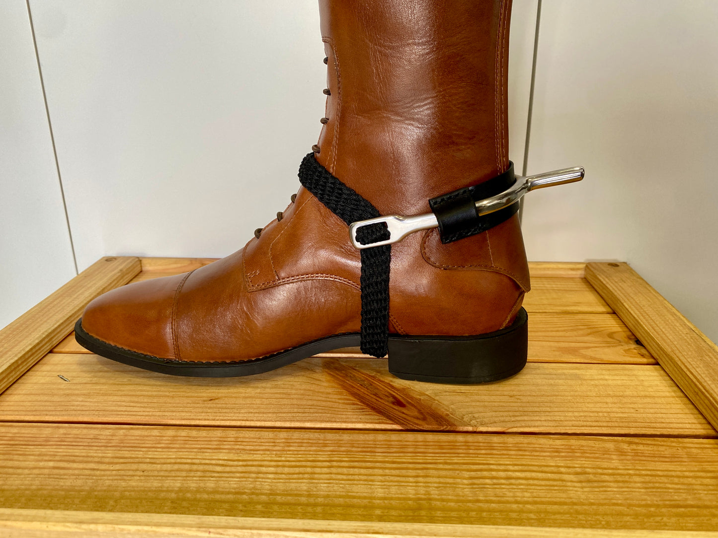 Artisanal - Couvre-éperons en cuir