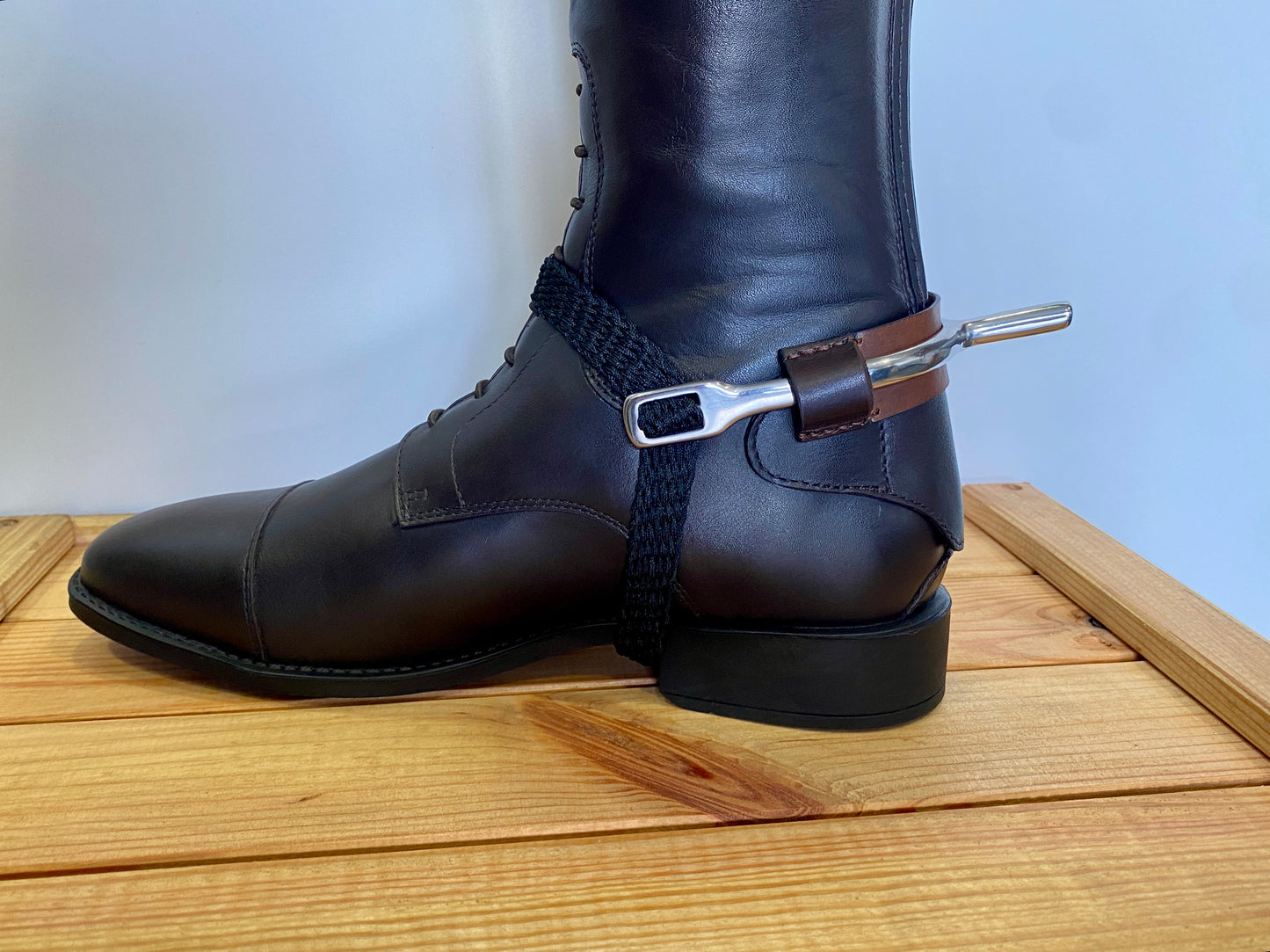 Artisanal - Couvre-éperons en cuir