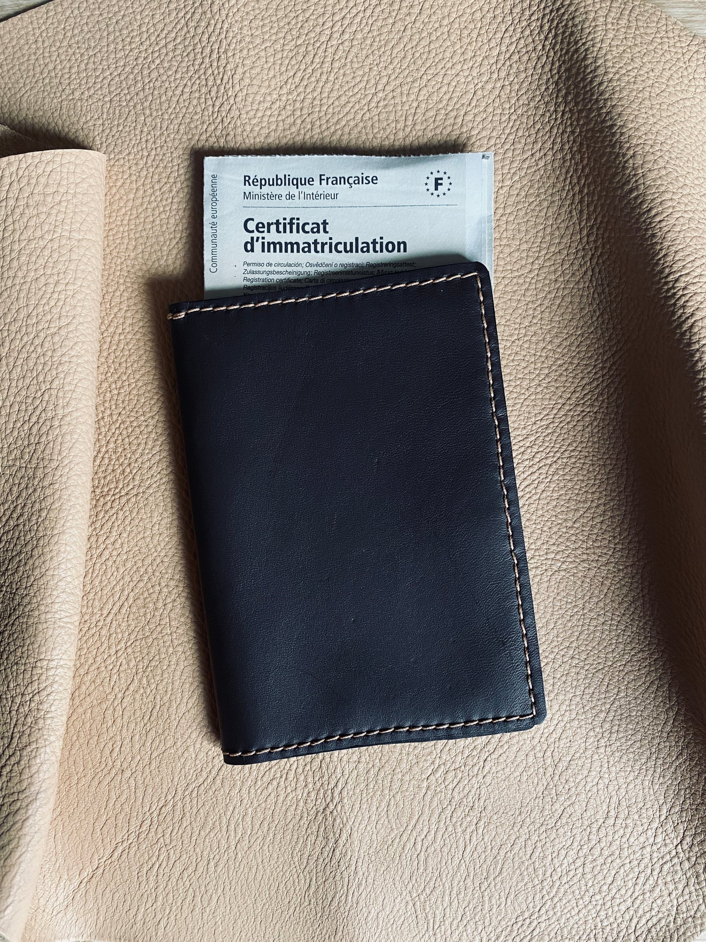 Artisanal - Pochette pour carte grise en cuir