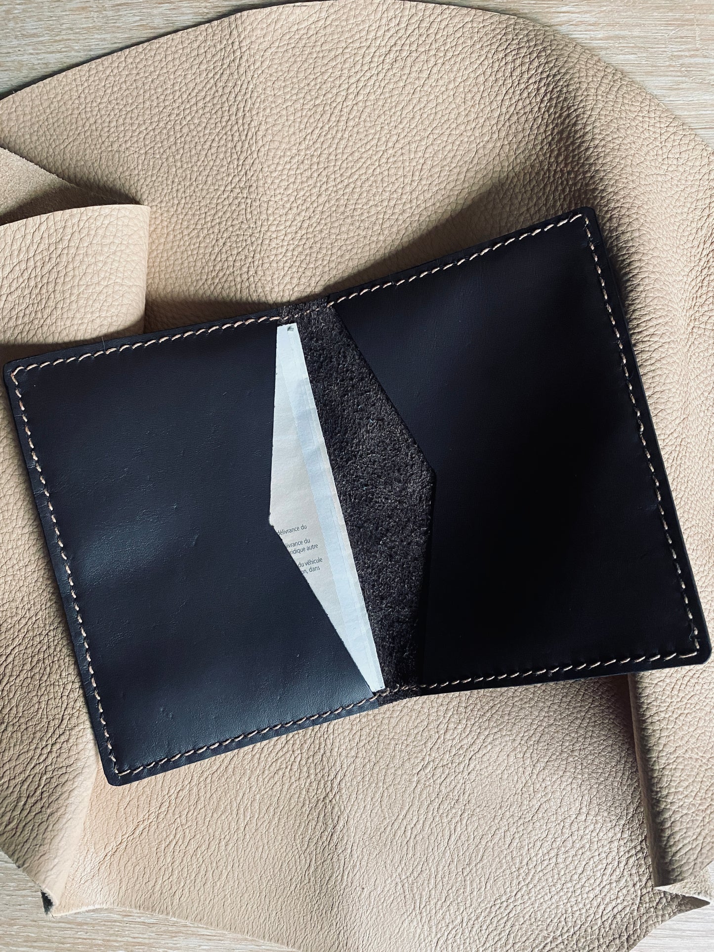 Artisanal - Pochette pour carte grise en cuir